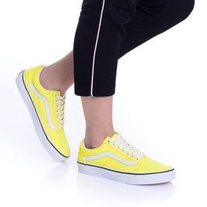 Vans old Sokol Canvas Lemon Tonic/ White 9 womens